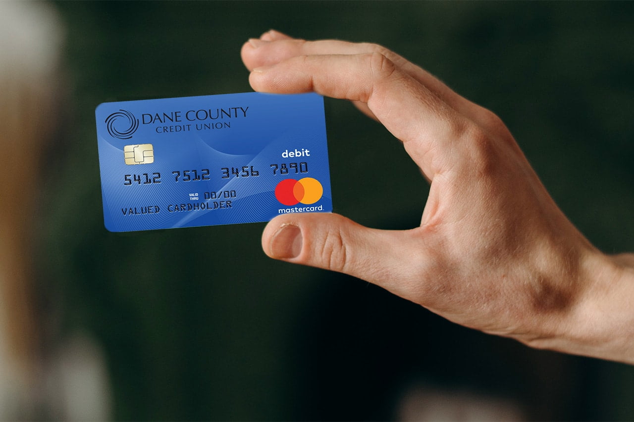 Thẻ ghi nợ (Debit card) là gì?