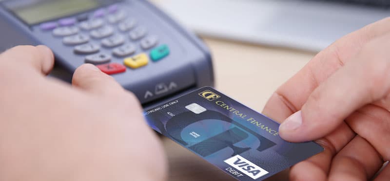 Thẻ ghi nợ (Debit card) là gì?